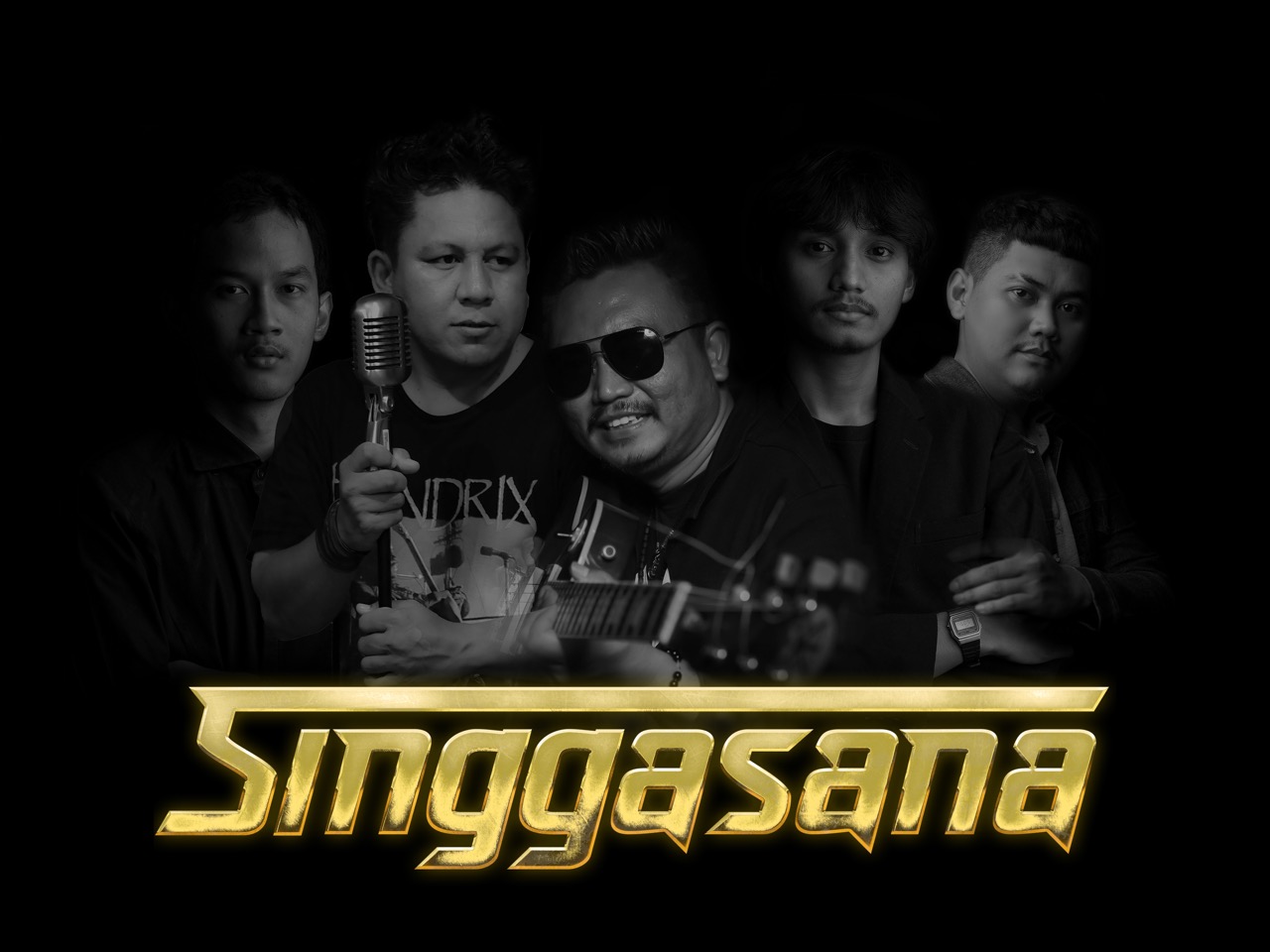 Band Singgasana bergenre Rock era 90an.