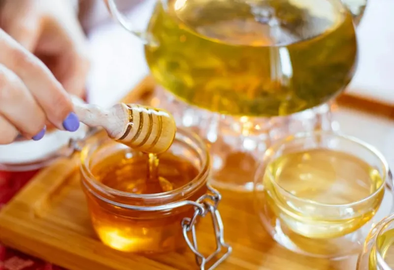 China menjadi kompetitor Indonesia di bidang minuman herbal.(Foto: Pexels)